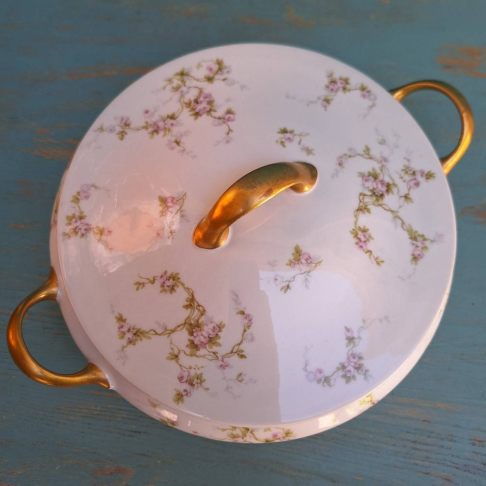 Limoges France Serving Bowl with Lid Pink Roses Gold Leaf Casserole Dish - Picture 7 of 15